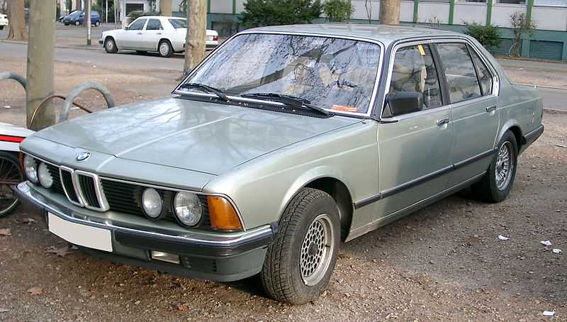 Historia BMW E23